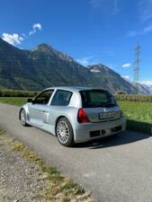 Image 4/7 of Renault Clio II V6 (2002)
