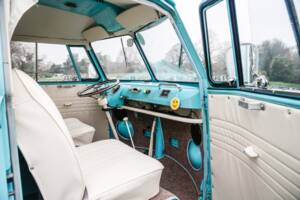 Image 27/40 of Volkswagen T2c Combi (1966)