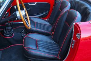 Image 23/50 of Alfa Romeo Giulia 1600 Spider (1963)