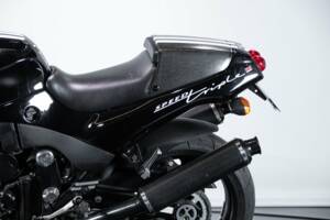 Image 22/50 de Triumph DUMMY (1995)