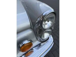 Afbeelding 13/36 van Mercedes-Benz 250 SE (1966)