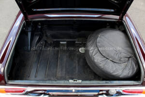 Image 20/33 de Mercedes-Benz 280 SL (1969)