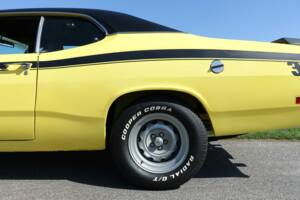 Image 28/57 of Plymouth Duster (1970)