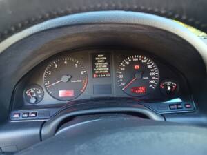 Bild 15/25 von Audi A8 4.2 quattro (2001)