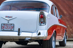 Image 24/44 of Chevrolet Bel Air Hardtop Coupé (1956)