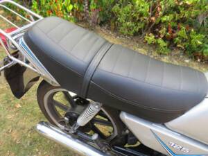 Image 14/36 of Yamaha RD 125 DX (1981)
