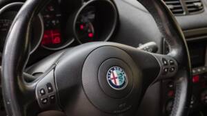 Image 51/60 of Alfa Romeo 147 3.2 GTA (2003)