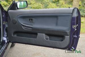 Bild 18/50 von BMW 320i (1994)