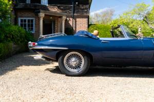 Bild 42/50 von Jaguar XK-E (1967)