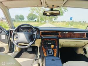 Image 24/50 of Jaguar XJR 4.0 Supercharged (1996)