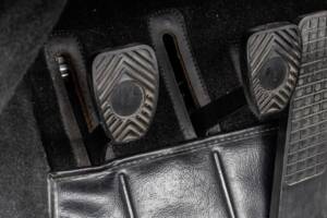 Image 81/132 of Porsche 911 Speedster 3.2 (1989)