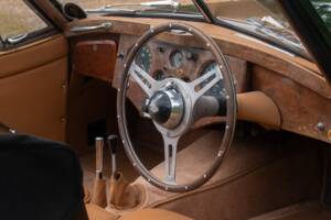 Image 25/46 of Jaguar XK 120 DHC (1954)
