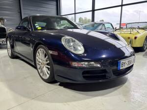 Image 2/9 de Porsche 911 Carrera S (WLS) (2005)