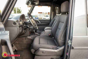 Image 15/25 of Mercedes-Benz G 350 CDI (2009)