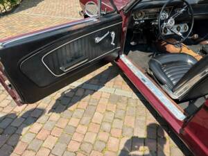 Image 7/8 of Ford Mustang 200 (1965)