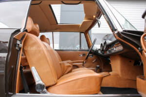 Bild 13/35 von Mercedes-Benz 280 SE 3,5 (1970)
