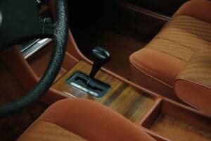 Bild 42/50 von Mercedes-Benz 380 SE (1980)