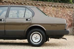 Afbeelding 39/50 van Alfa Romeo Alfetta 2.0 (1984)