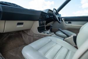 Bild 29/44 von BMW 628 CSi (1900)