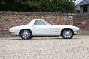 Image 44/50 de Chevrolet Corvette Sting Ray Convertible (1964)