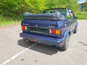 Image 37/75 de Volkswagen Golf Mk I Convertible 1.8 (1991)