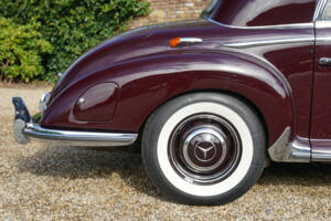 Image 42/50 of Mercedes-Benz 300 S (1953)