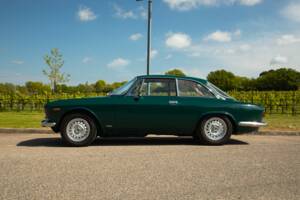 Imagen 34/50 de Alfa Romeo Giulia 1600 Sprint GT Veloce (1968)