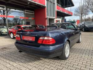 Afbeelding 28/34 van Mercedes-Benz CLK 320 (1999)