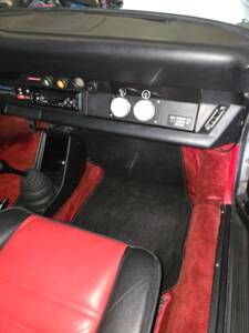 Image 36/88 of Porsche 911 Carrera 2.7 (US) (1974)