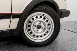 Image 33/50 de Volkswagen Golf Mk II GTi 1.8 (1987)