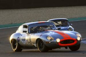 Immagine 2/50 di Jaguar E-Type 3.8 (1962)