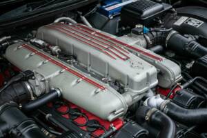 Bild 17/41 von Ferrari 550 Maranello (1998)