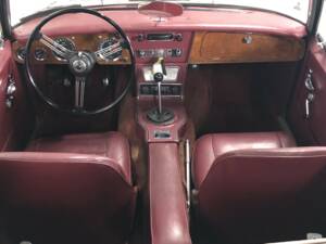 Image 18/24 of Austin-Healey 3000 Mk III (BJ8) (1965)