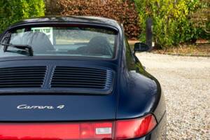 Bild 46/50 von Porsche 911 Carrera 4 (1995)