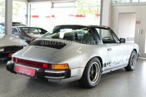 Immagine 3/15 di Porsche 911 Carrera 3.0 (1976)