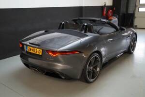Bild 37/50 von Jaguar F-Type (2019)