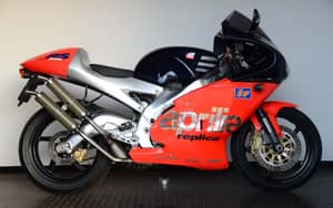 Image 15/51 of Aprilia RS 250 (1998)