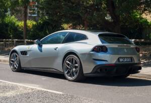 Bild 4/36 von Ferrari GTC4Lusso T (2020)