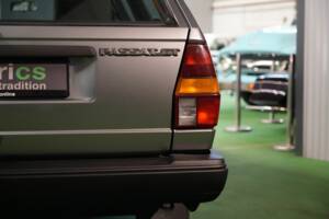 Bild 13/42 von Volkswagen Passat Variant 1.8 (1986)