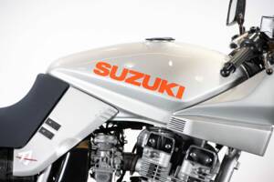 Immagine 32/50 di Suzuki GSX 750S Katana (1982)