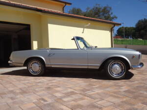Afbeelding 3/20 van Mercedes-Benz 230 SL (1963)