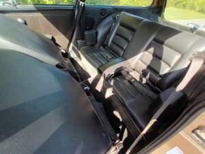 Image 45/73 of Volvo 1800 ES (1972)