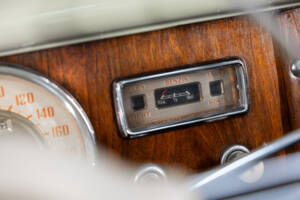 Bild 15/50 von BMW 502 - 3,2 Liter (1955)