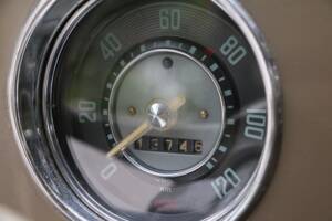 Immagine 36/56 di Volkswagen Maggiolino 1100 Standard "Ovali" (1954)