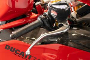 Image 50/50 of Ducati DUMMY (2004)