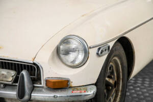 Bild 22/50 von MG MGB (1971)