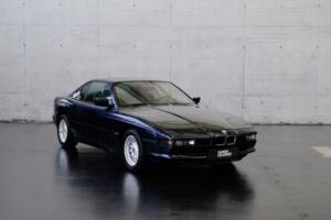 Imagen 8/37 de BMW 850i (1991)