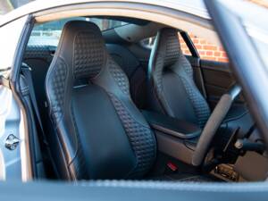Image 66/80 of Aston Martin Vanquish (2013)