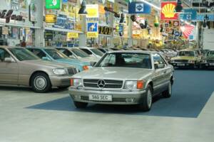 Bild 17/50 von Mercedes-Benz 560 SEC (1986)
