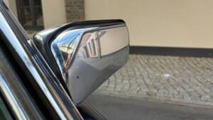 Image 25/88 of Mercedes-Benz 380 SL (1984)